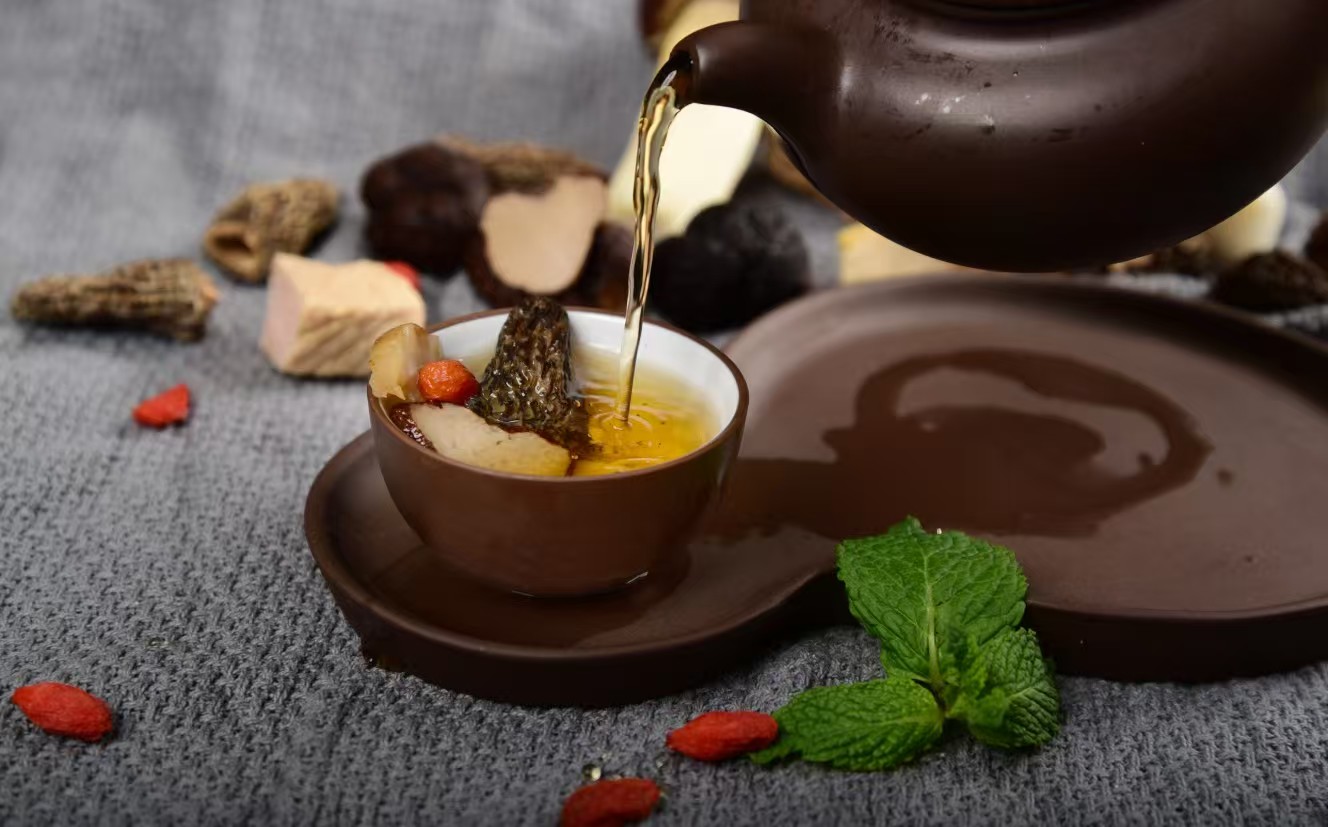 鸡汤珍菌功夫汤