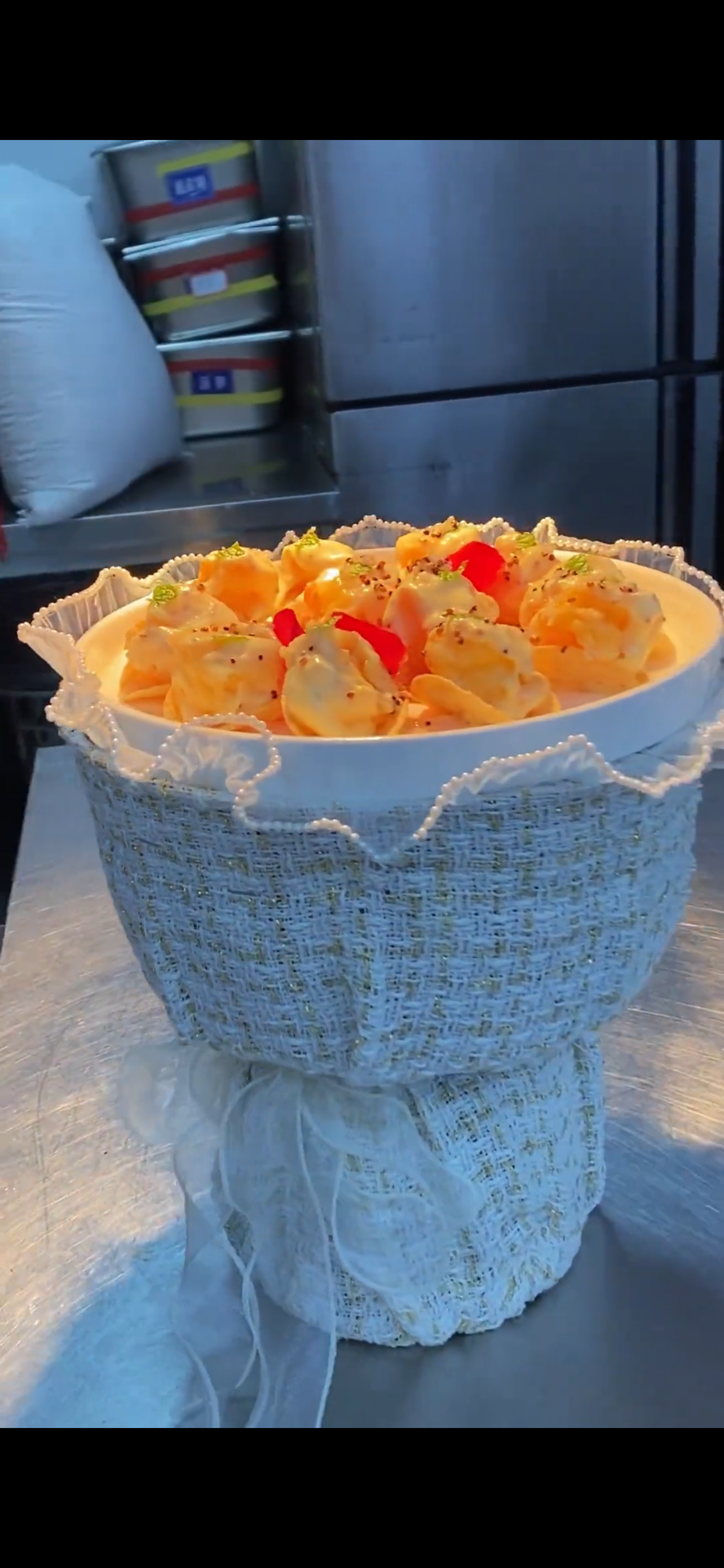 海胆酱焗黑虎虾球